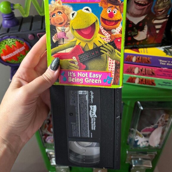 MUPPET SING ALONGS: IT’S NOT EASY BEING GREEN VHS - Picture 3 of 3